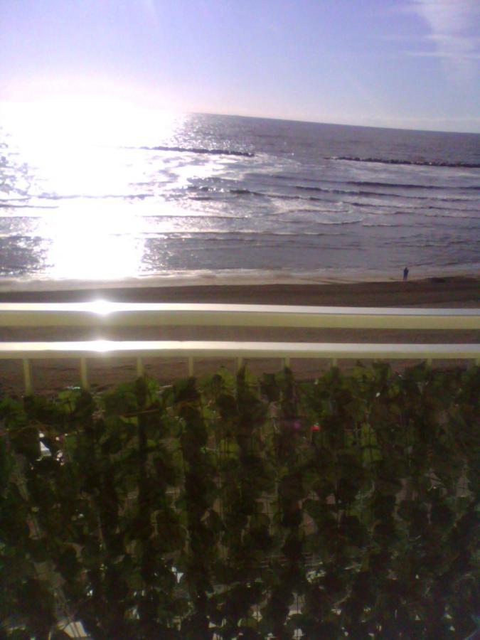 شقة Giovanni In Romantic Adria On The Beach ليدو دي بومبوسا المظهر الخارجي الصورة